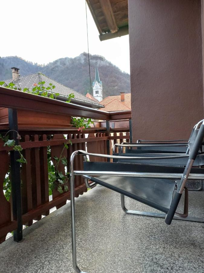 Riverside Villa Avo - Apartment Martin Spodnja Idrija Exteriör bild